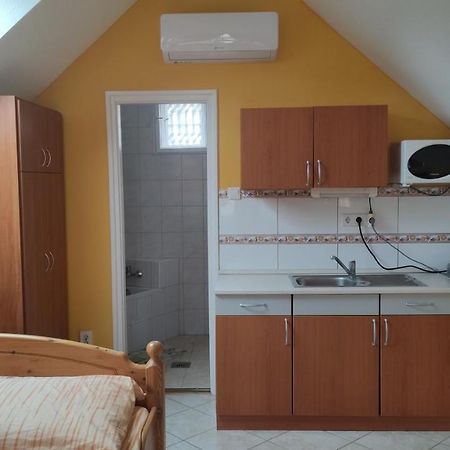 Liget Apartman Balatonföldvár Екстериор снимка