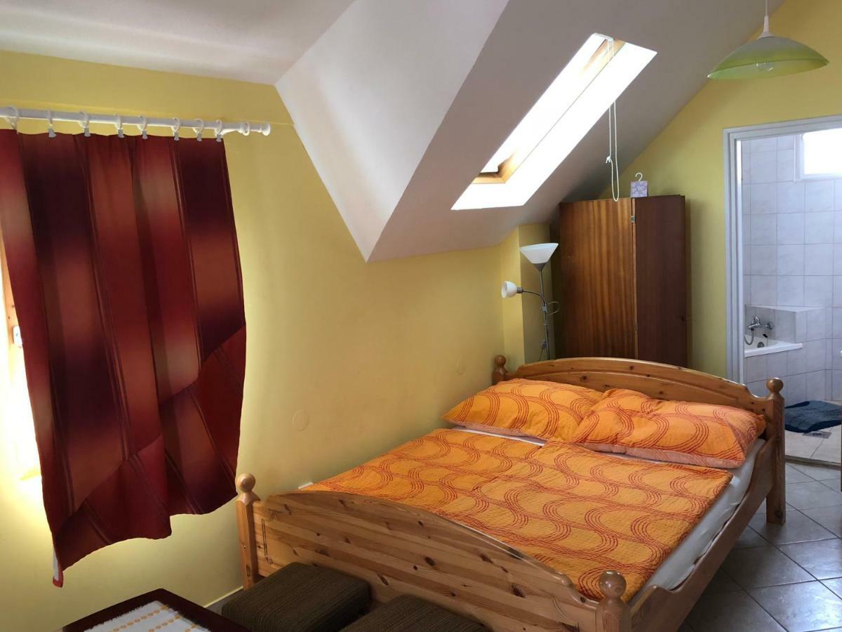 Liget Apartman Balatonföldvár Екстериор снимка