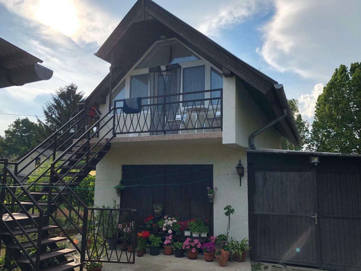 Liget Apartman Balatonföldvár Екстериор снимка
