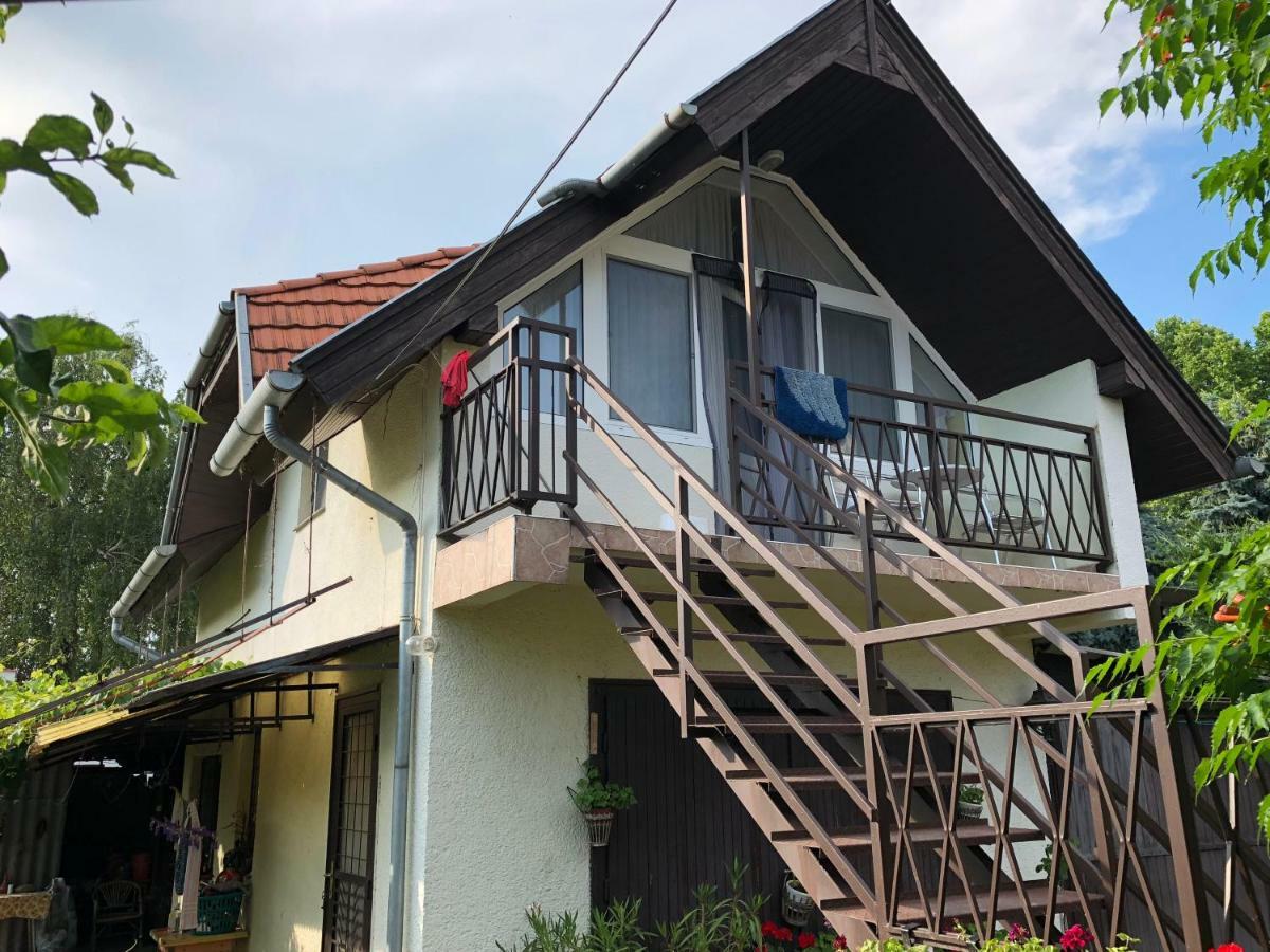 Liget Apartman Balatonföldvár Екстериор снимка